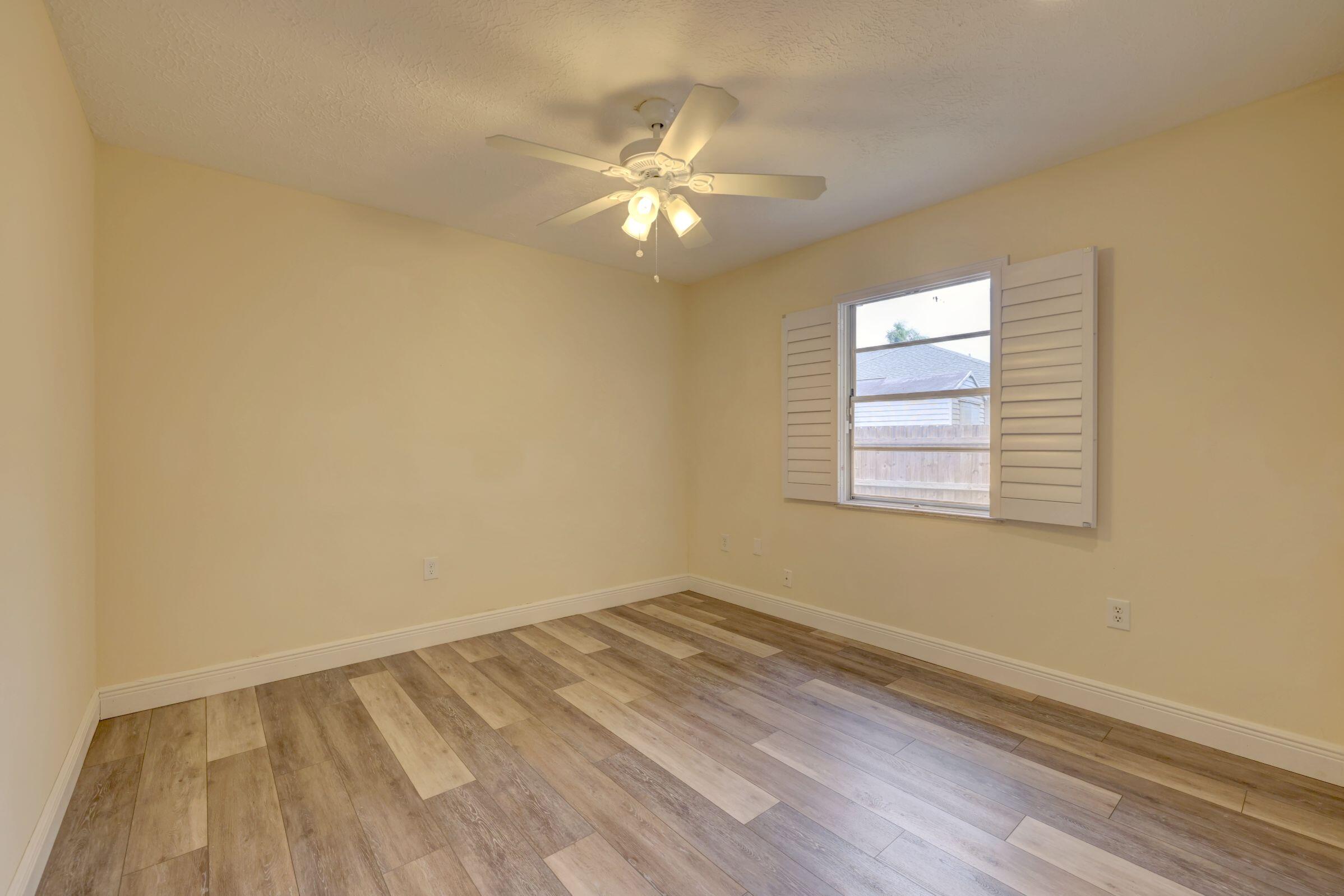 SOUTH PORT ST LUCIE UNIT 5 - Residential