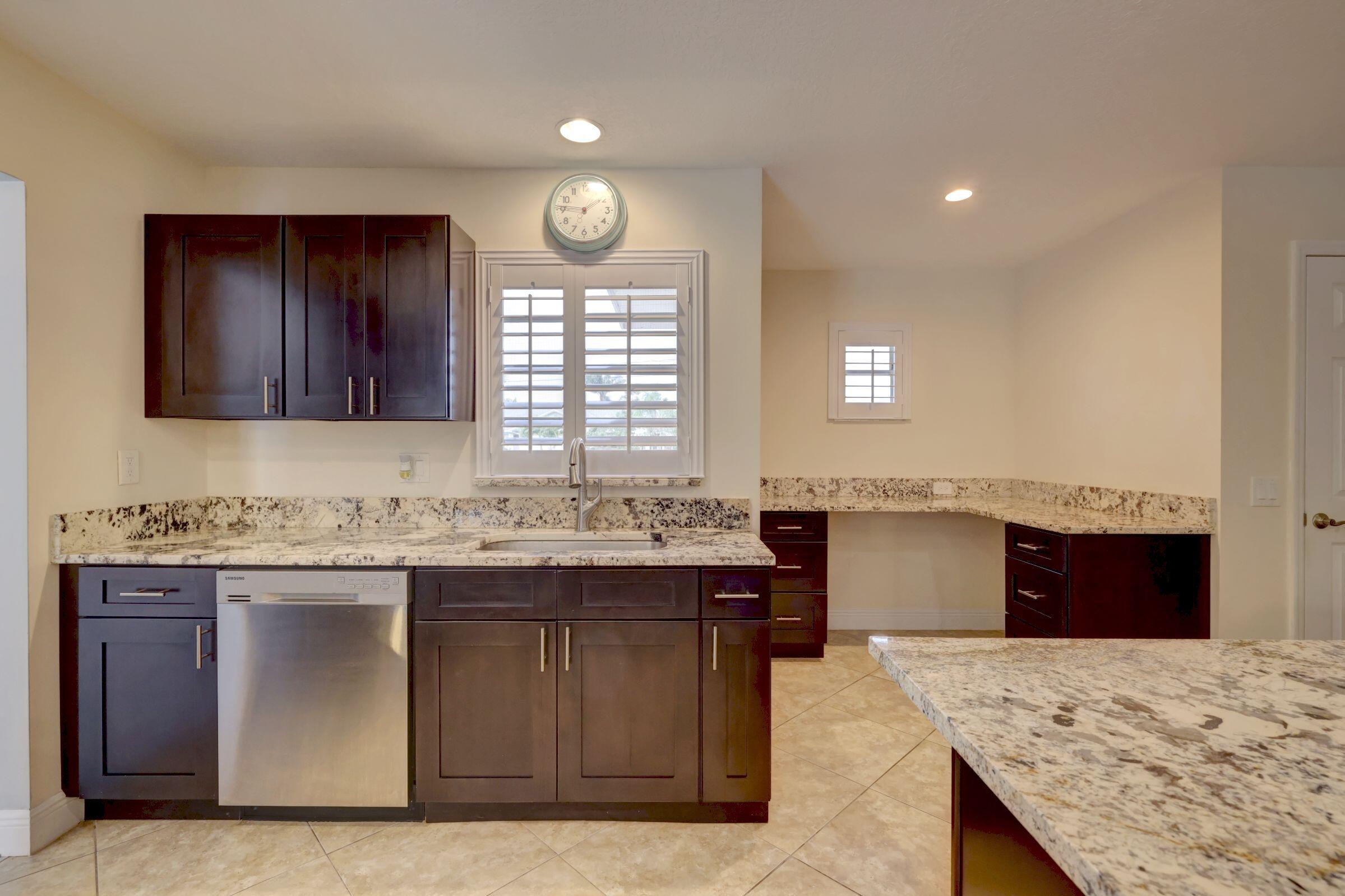 SOUTH PORT ST LUCIE UNIT 5 - Residential