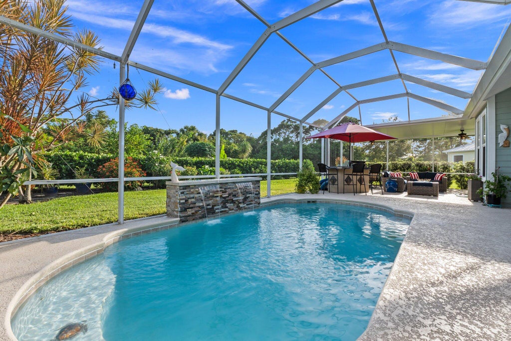 Photo of 466 NE Bluefish Point, Port Saint Lucie, FL 34983 (MLS # R11024128)