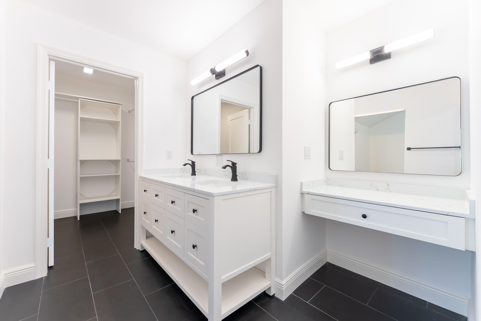 SUMMER WINDS OF JUPITER - Residential Lease