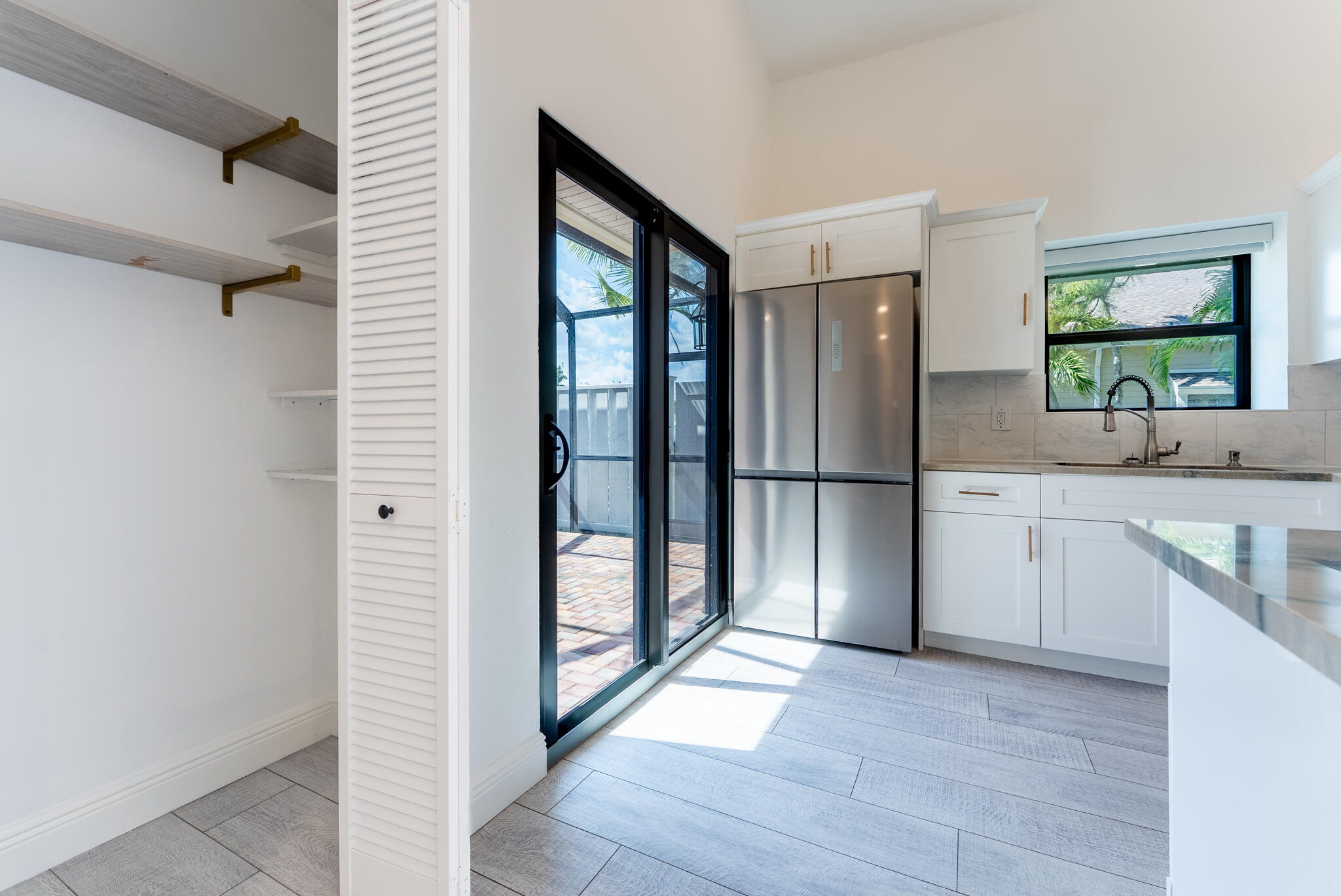 SUMMER WINDS OF JUPITER - Residential Lease