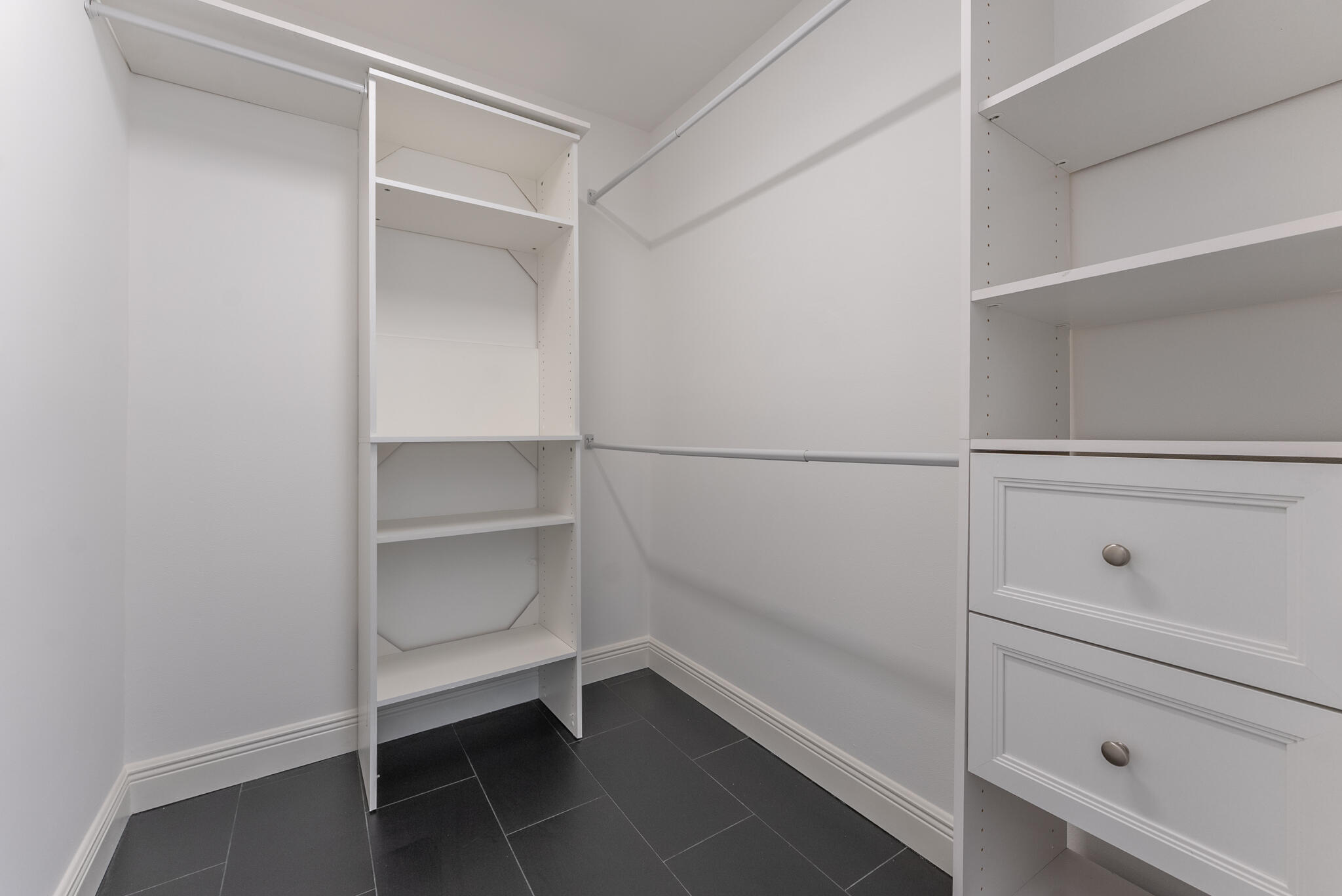 SUMMER WINDS OF JUPITER - Residential Lease