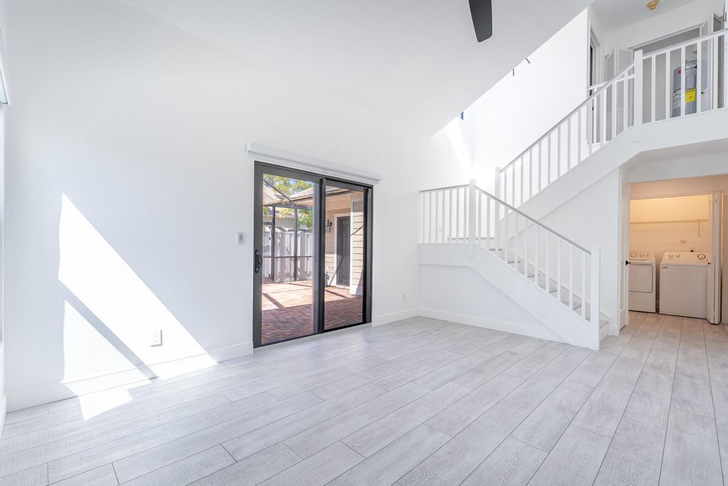 Photo of 302 Summerwinds Lane, Jupiter, FL 33458 (MLS # B26002993)