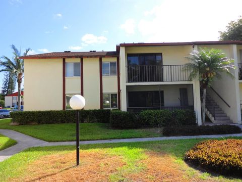 4695 Sable Pine Circle C2 West Palm Beach FL 33417