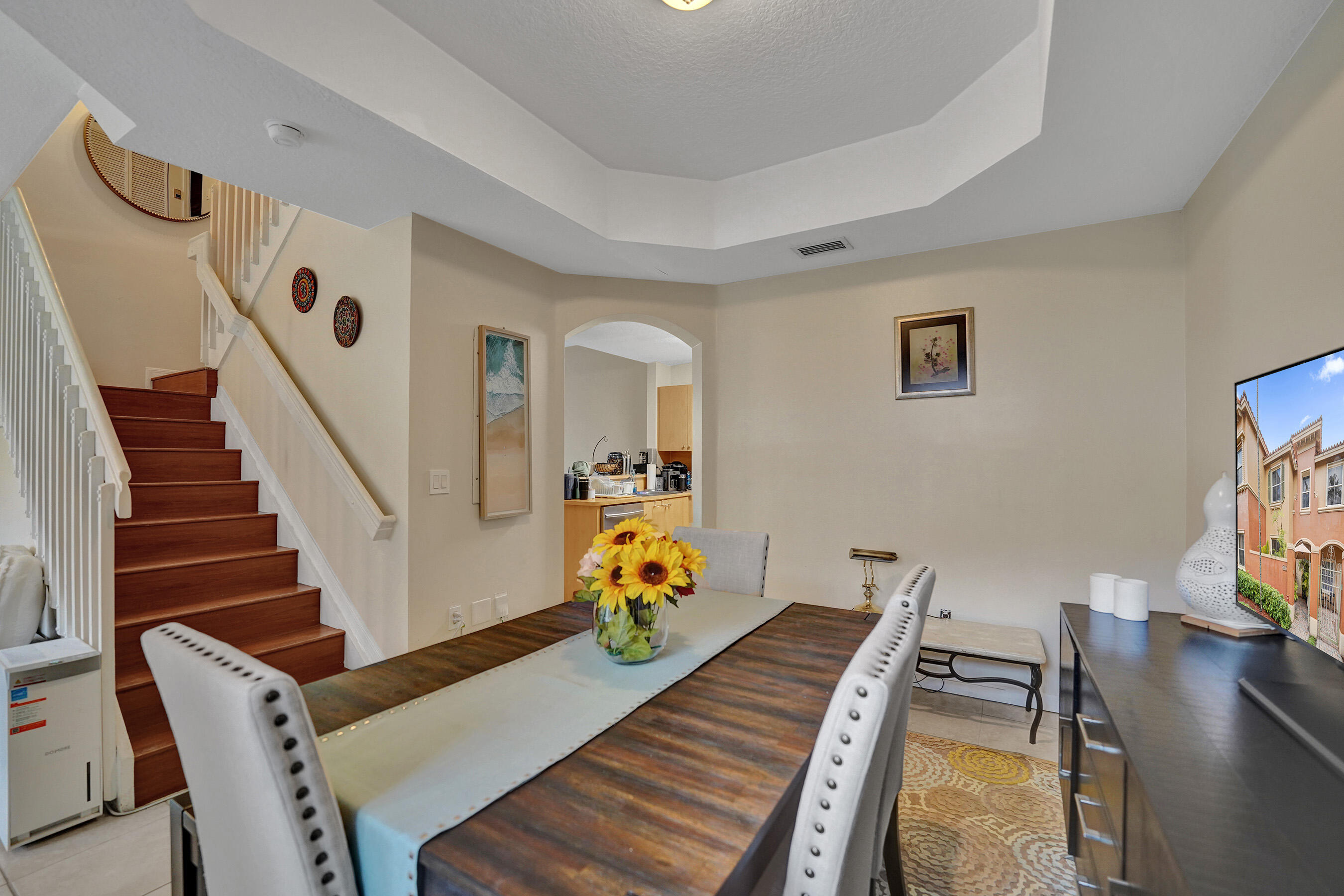 VILLAS AT HARBOR ISLES CONDO - Residential