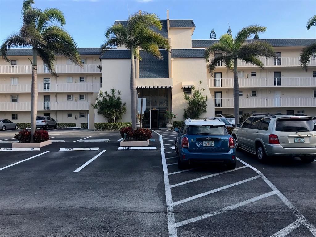 Photo of 3575 S Ocean 309 Boulevard #309, South Palm Beach, FL 33480 (MLS # R10718397)