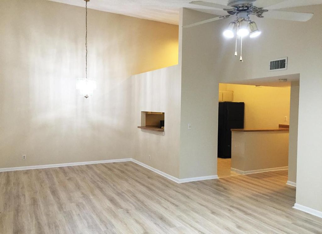 Photo of 6342 Chasewood Drive #H, Jupiter, FL 33458 (MLS # R10936637)