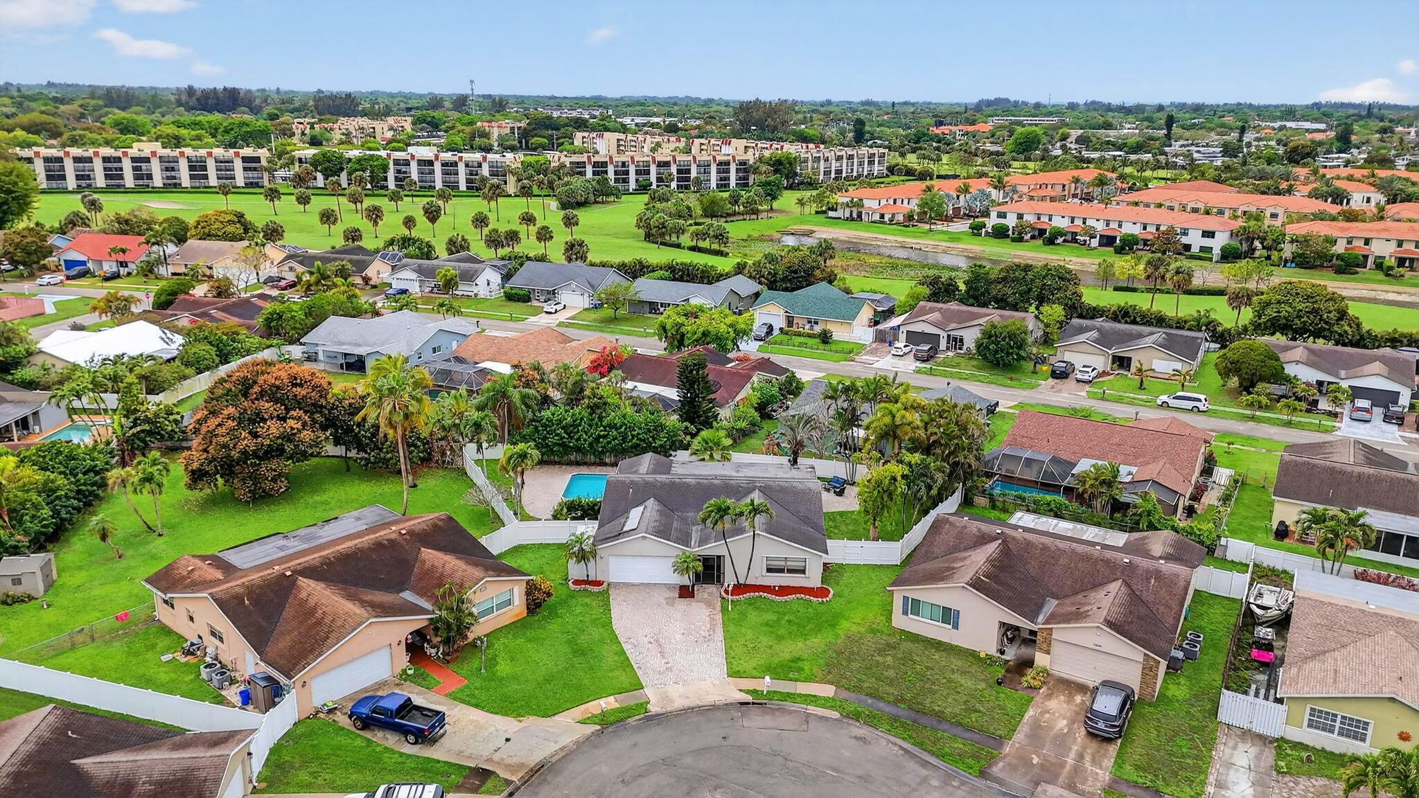 SANDALFOOT COVE SEC 11 - Residential