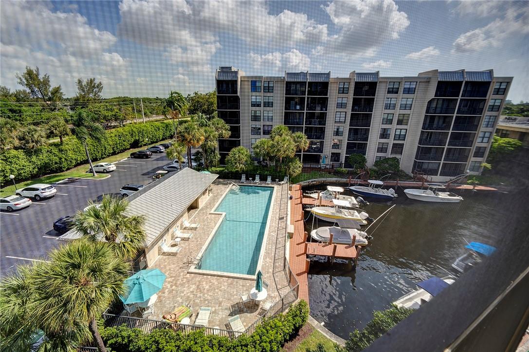 Boca Bayou - Residential