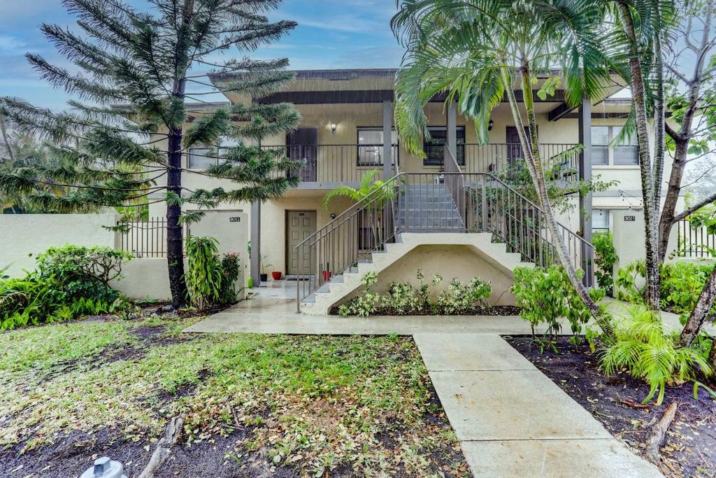 Photo of 3011 SW 21st Terrace #382a, Delray Beach, FL 33445 (MLS # R11148833)