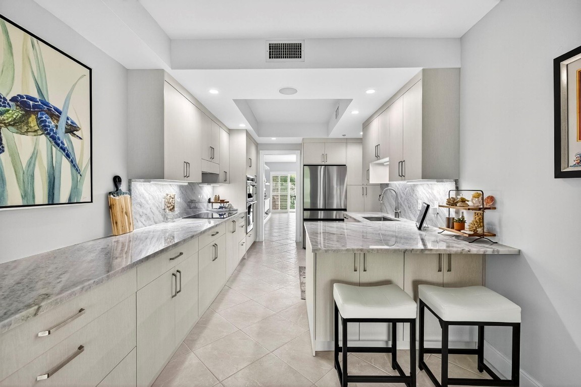 MEDITERRANEA CONDO - Residential