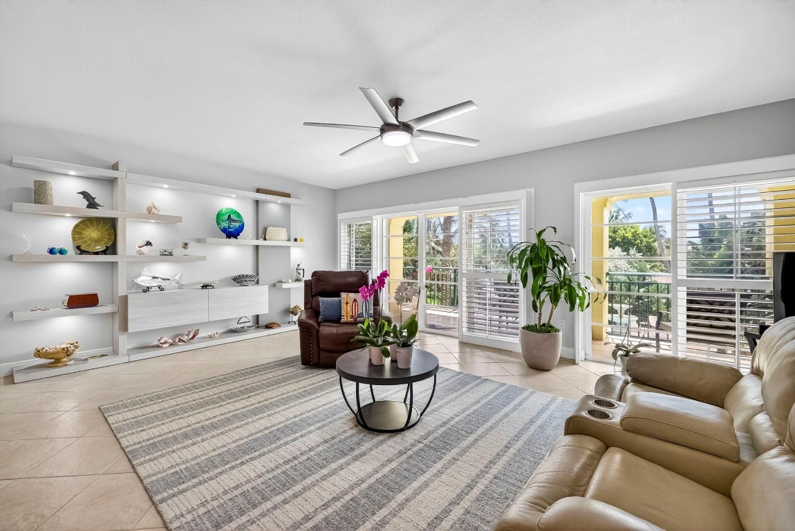 MEDITERRANEA CONDO - Residential