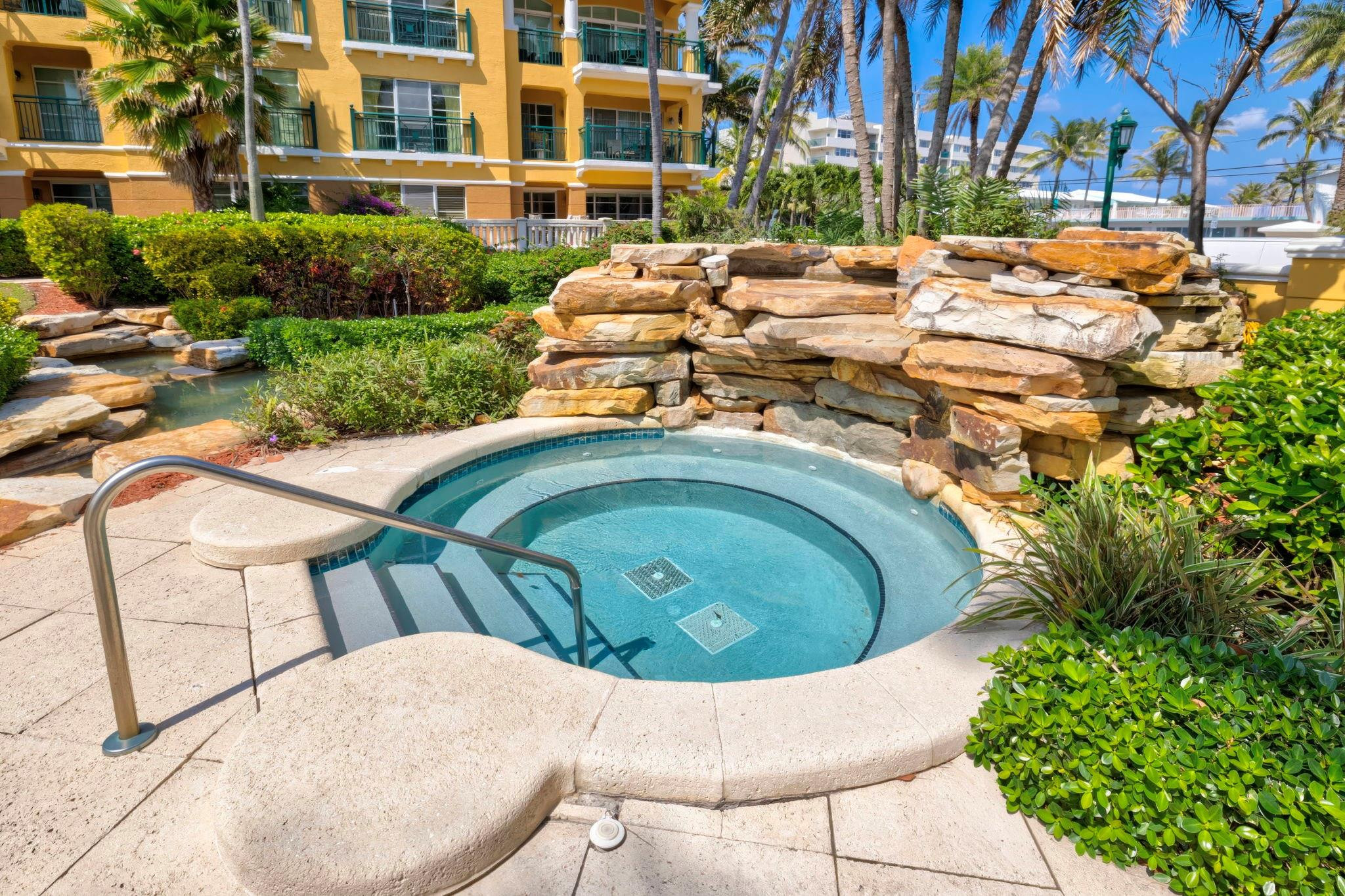 MEDITERRANEA CONDO - Residential