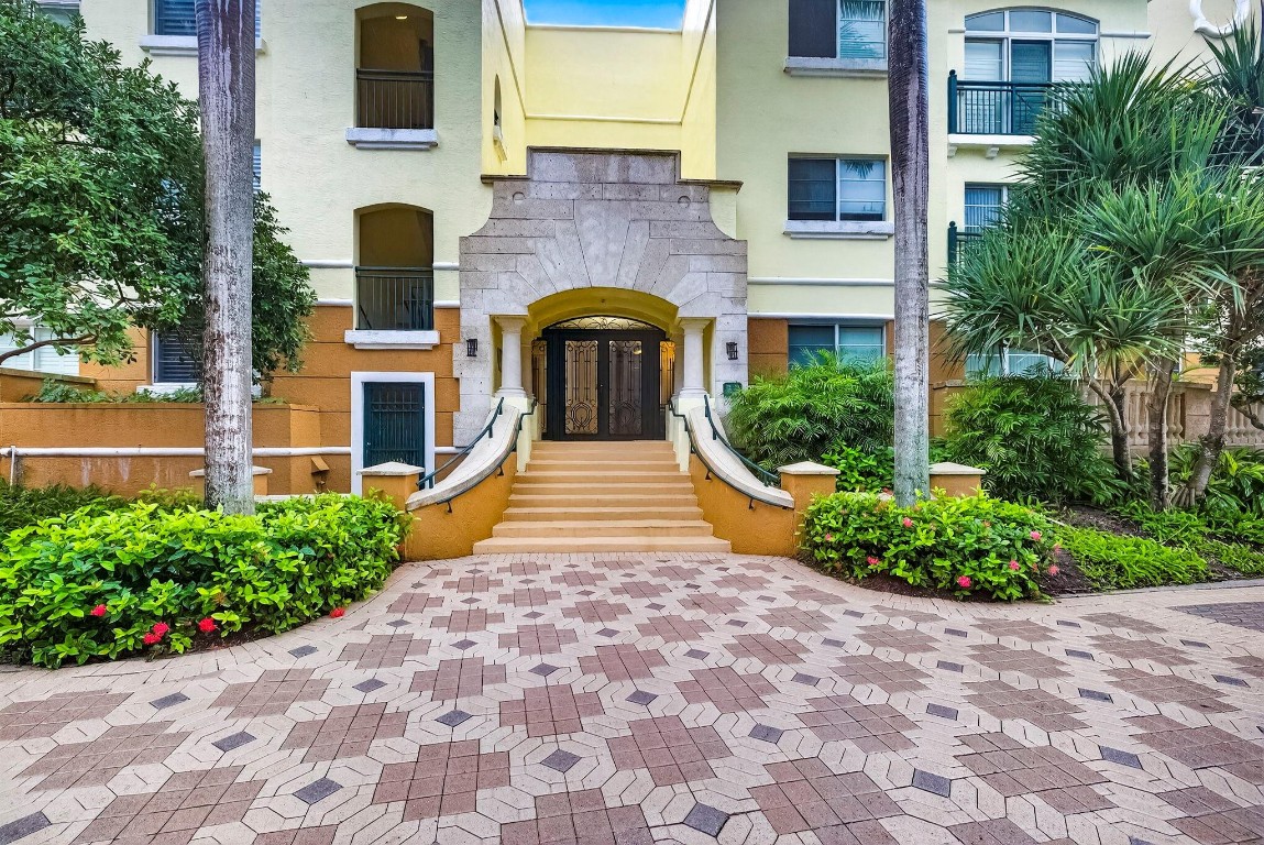 MEDITERRANEA CONDO - Residential