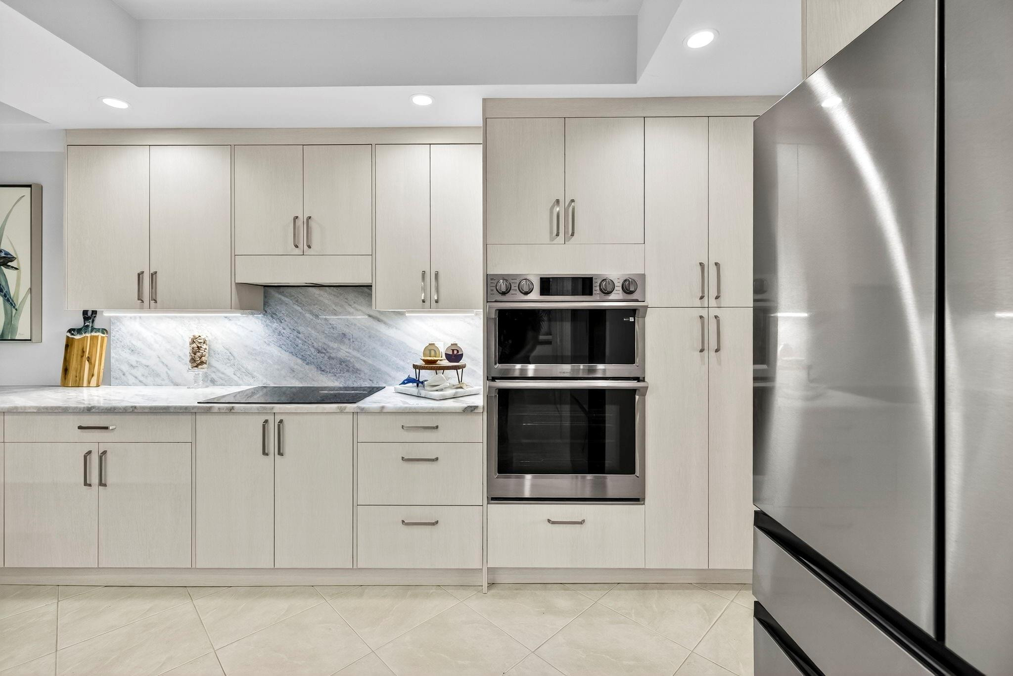 MEDITERRANEA CONDO - Residential