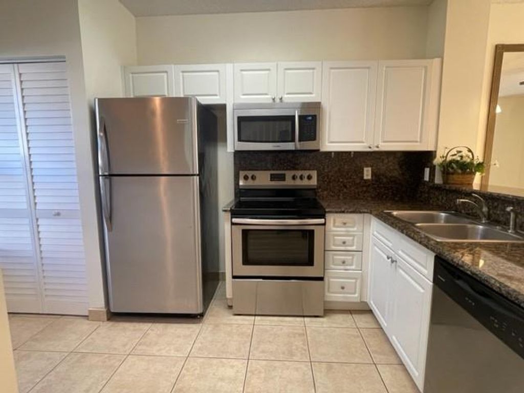 Photo of 388 SW 122nd Avenue #388, Pembroke Pines, FL 33025 (MLS # F10436680)