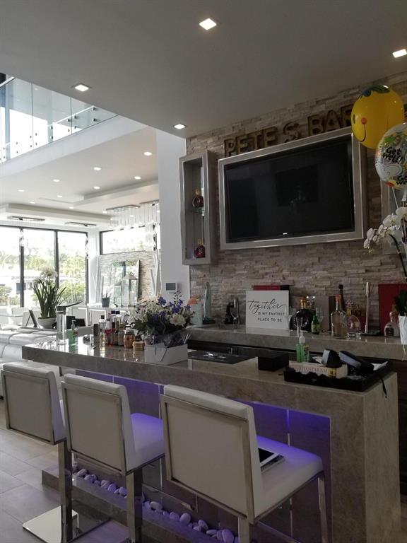 GOULD ISLAND - Residential