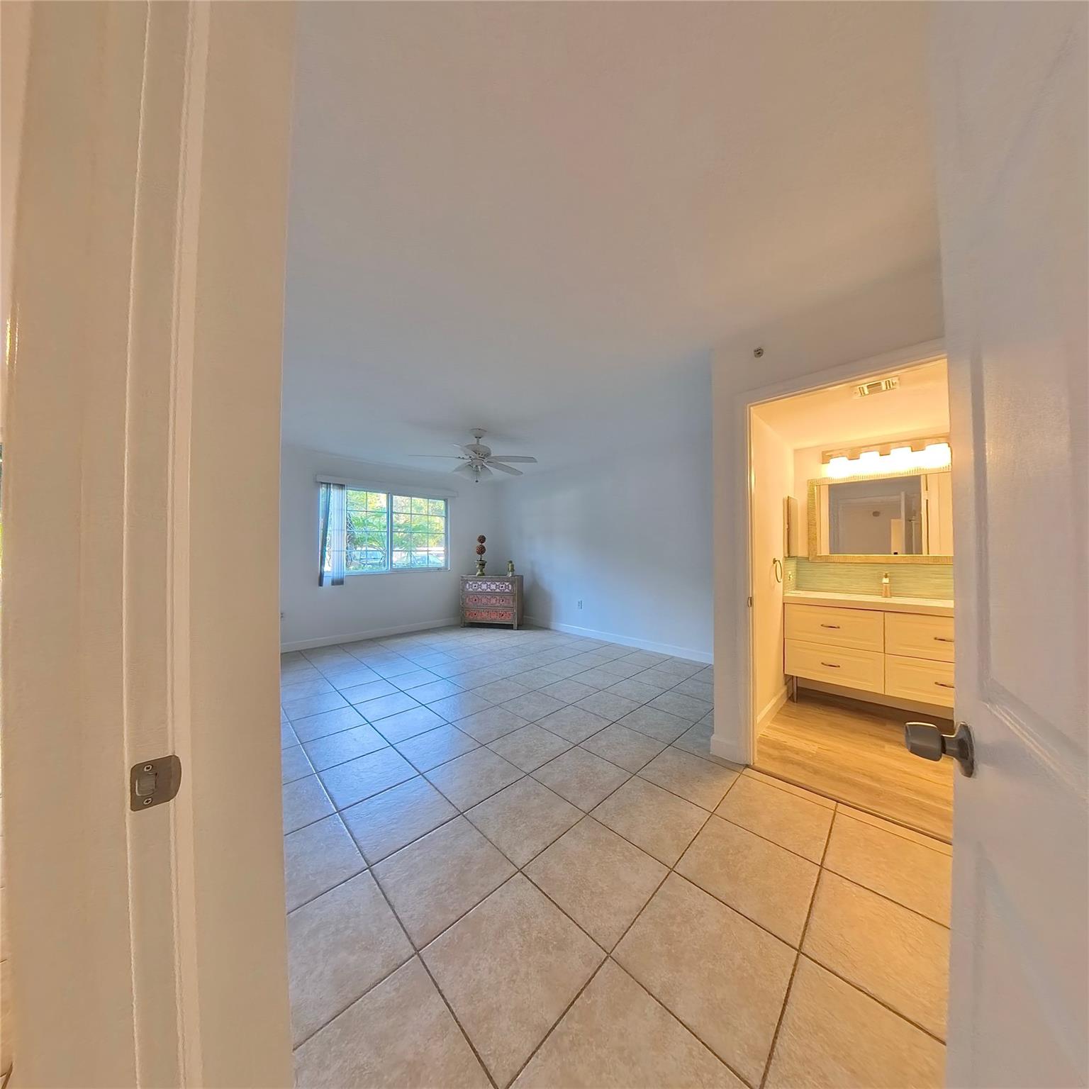 Evergreen Lakes Condo - Residential Lease