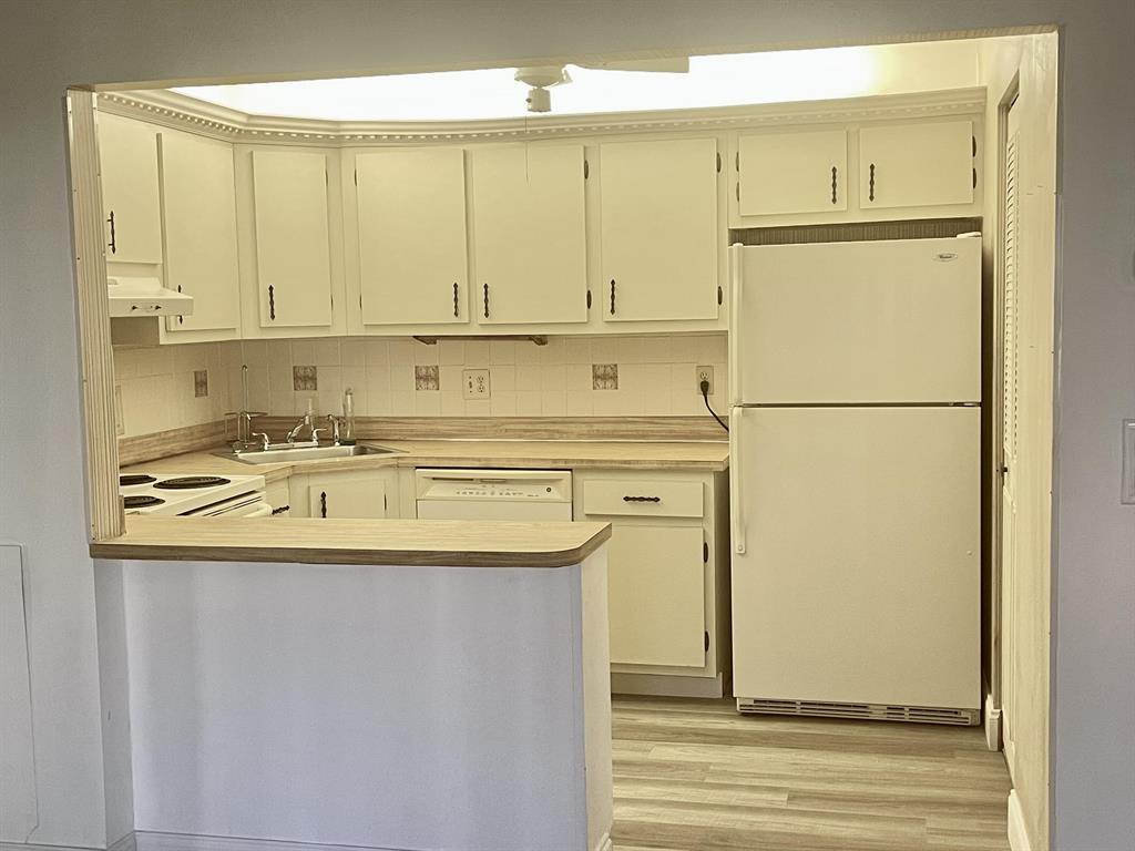 PINE RIDGE III CONDO - Residential