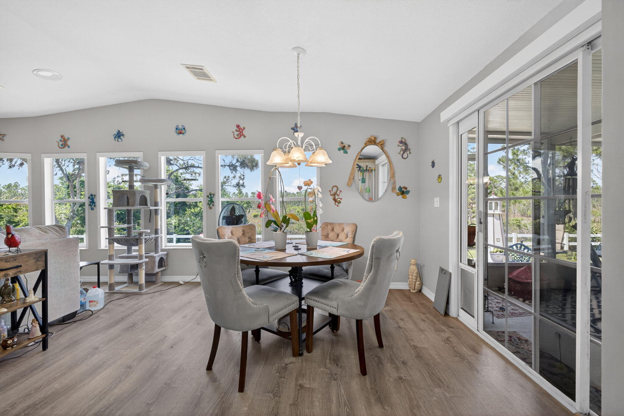 EAGLE'S RETREAT AT SAVANNA CLUB PHASE 2 - Residential Lease