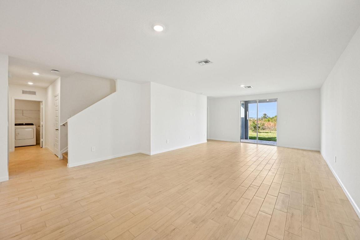 Terra Lago - Residential