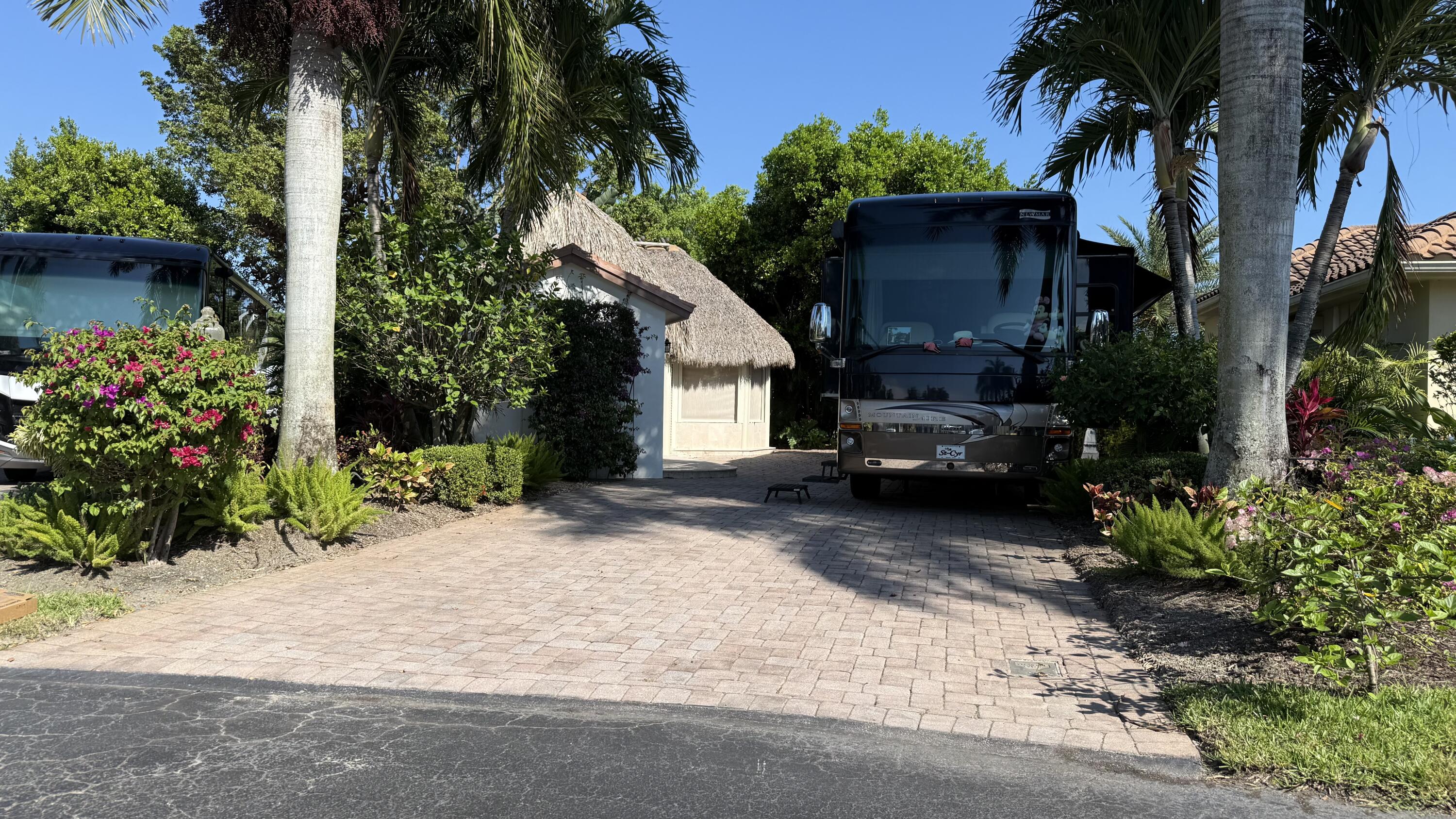 390 Sundial Circle 390