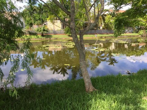 11461 NW 46TH PL Sunrise FL 33323