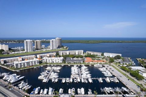 21 Yacht Club Drive 102 North Palm Beach FL 33408