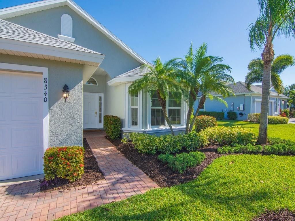 Photo of 8340 Paladin Square, Vero Beach, FL 32967 (MLS # F10547926)