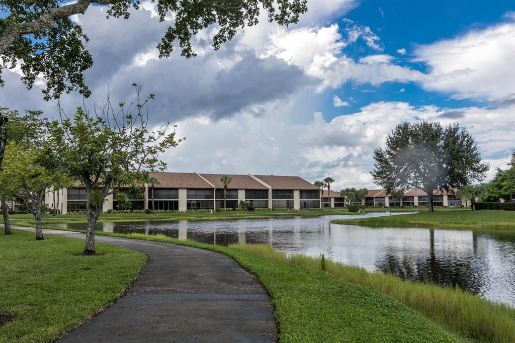 Photo of 7926 Willow Spring Drive Dr #1316, Lake Worth, FL 33467 (MLS # R10833915)