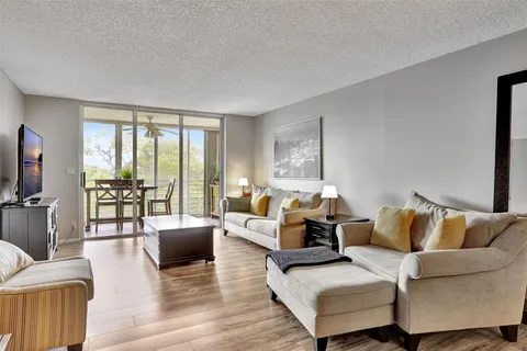 3503 Oaks Way Unit 405, Pompano Beach, FL 33069 - MLS#: F10472032