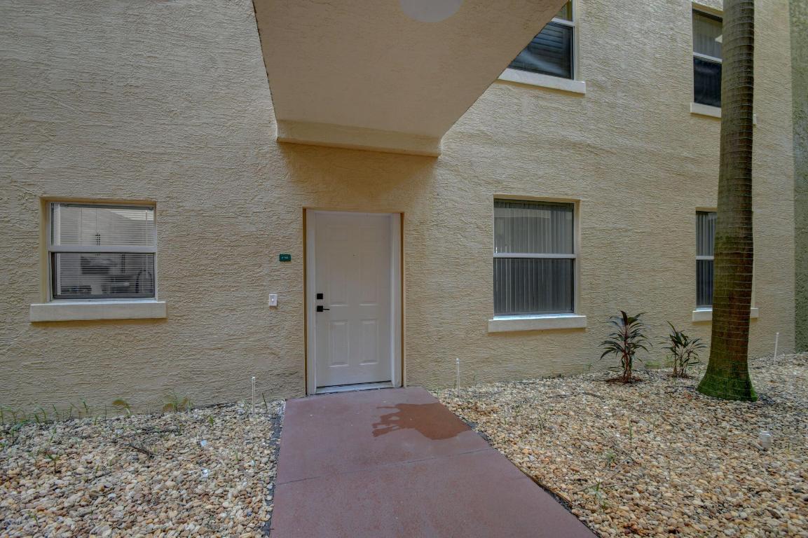 1640 Presidential Way 105