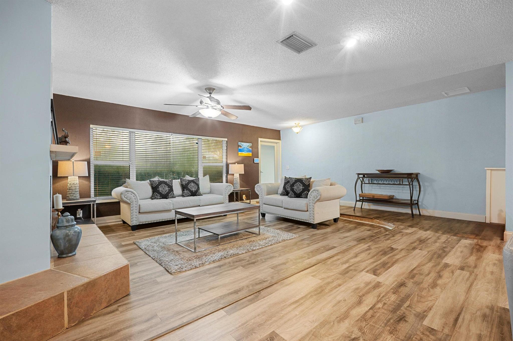 7503 NW 42 Street