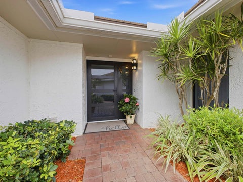 Photo of 20539 Linksview Way, Boca Raton, FL 33434 (MLS # B26036354)