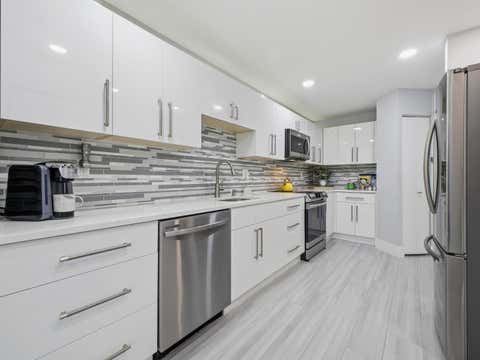 Tiny photo for 20539 Linksview Way, Boca Raton, FL 33434 (MLS # B26036354)