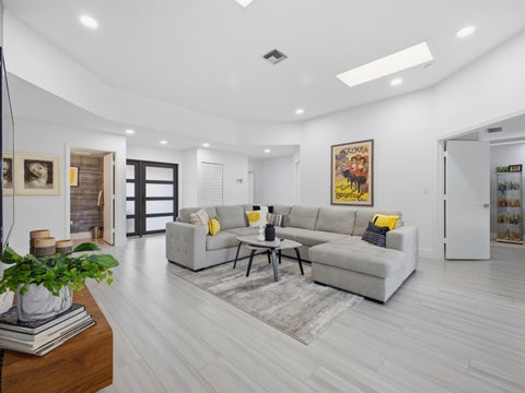Tiny photo for 20539 Linksview Way, Boca Raton, FL 33434 (MLS # B26036354)