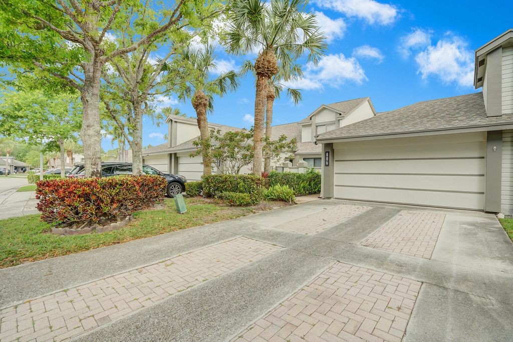 Photo of 806 Landings Boulevard, Greenacres, FL 33413 (MLS # R10972782)