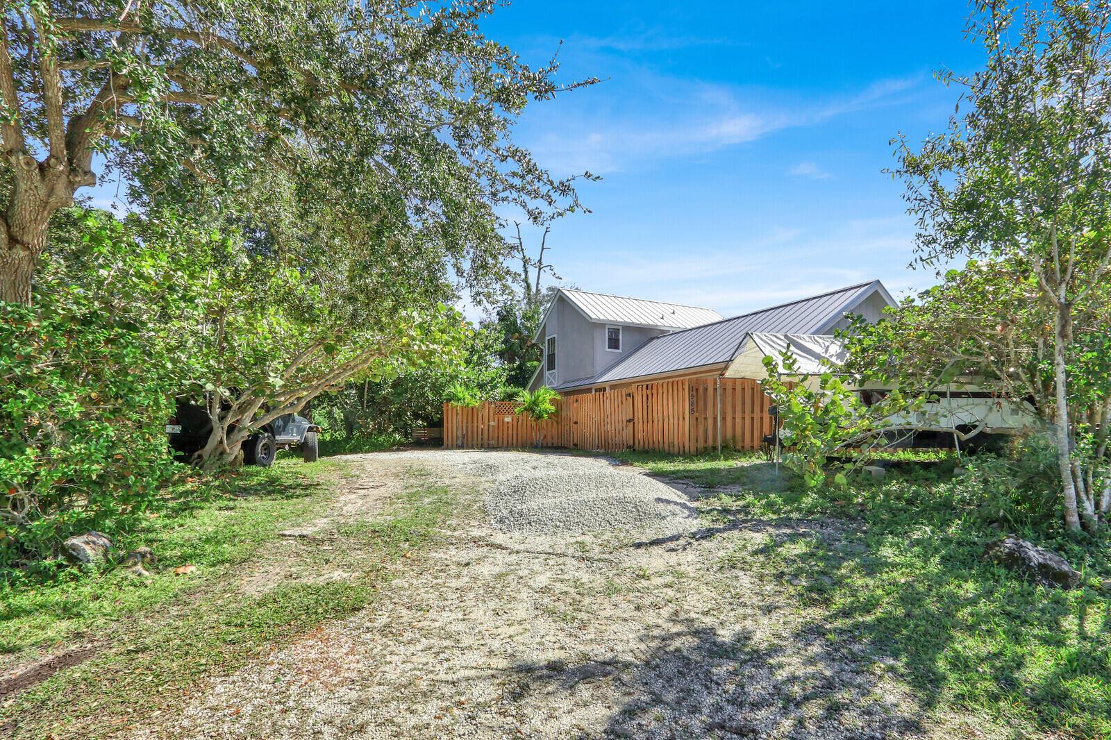 VERO BEACH HIGHLANDS UNIT - Residential