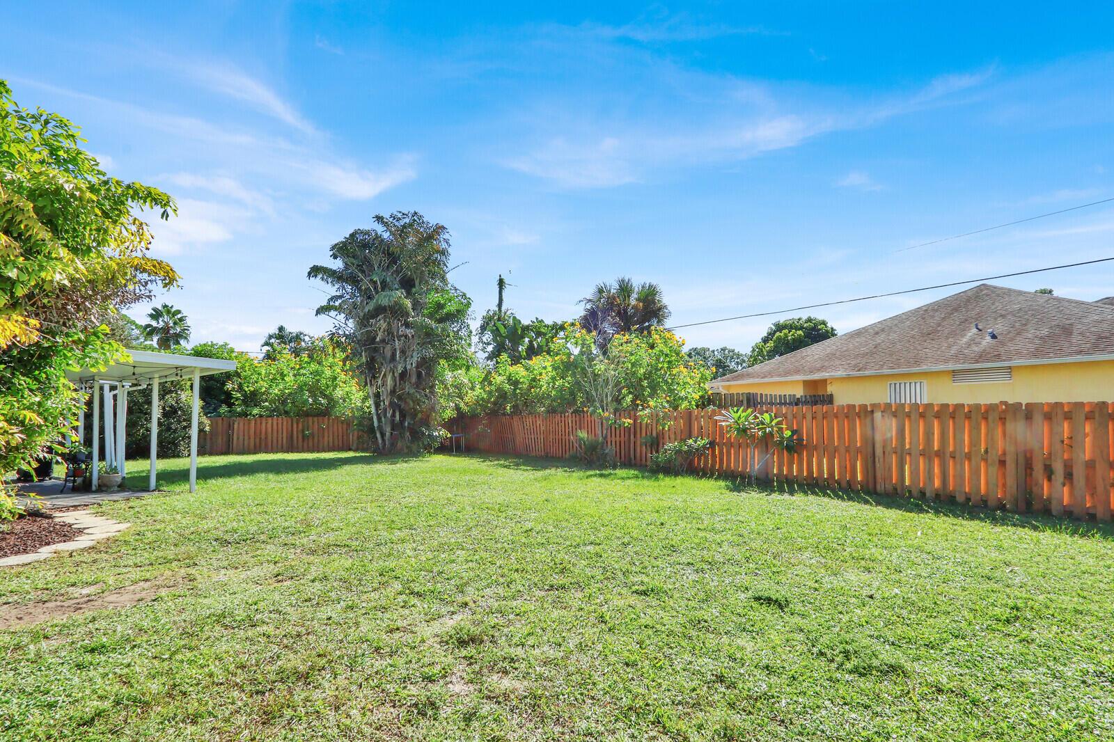 VERO BEACH HIGHLANDS UNIT - Residential