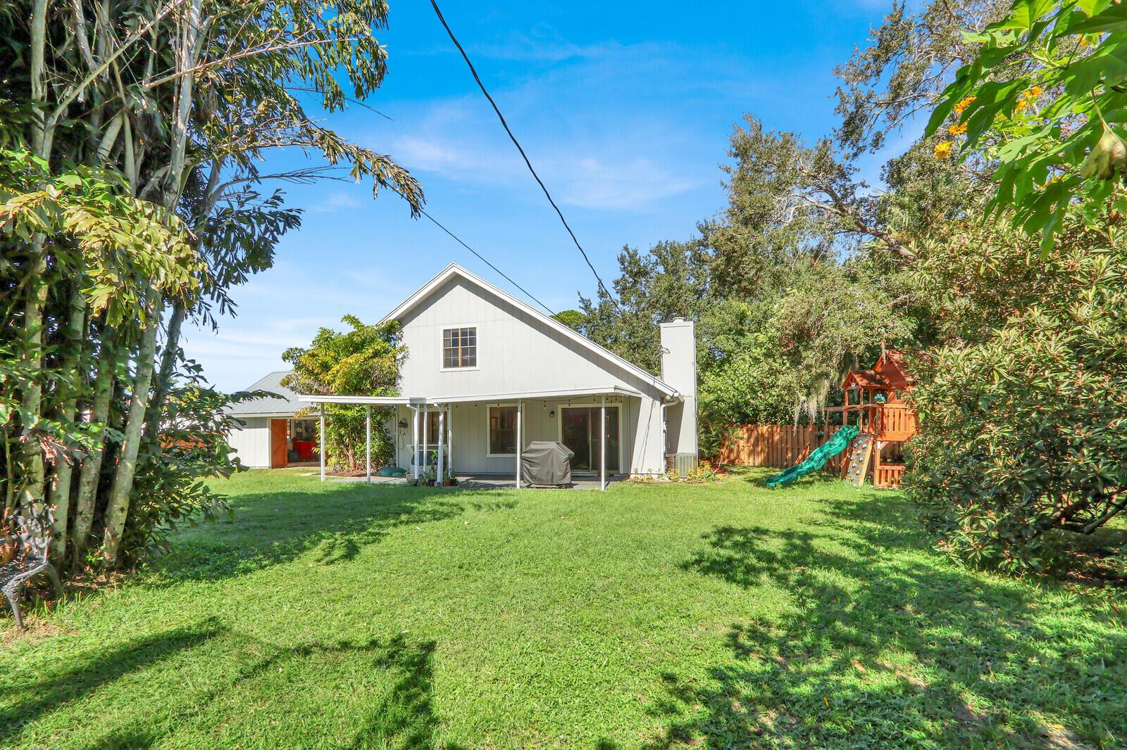 VERO BEACH HIGHLANDS UNIT - Residential