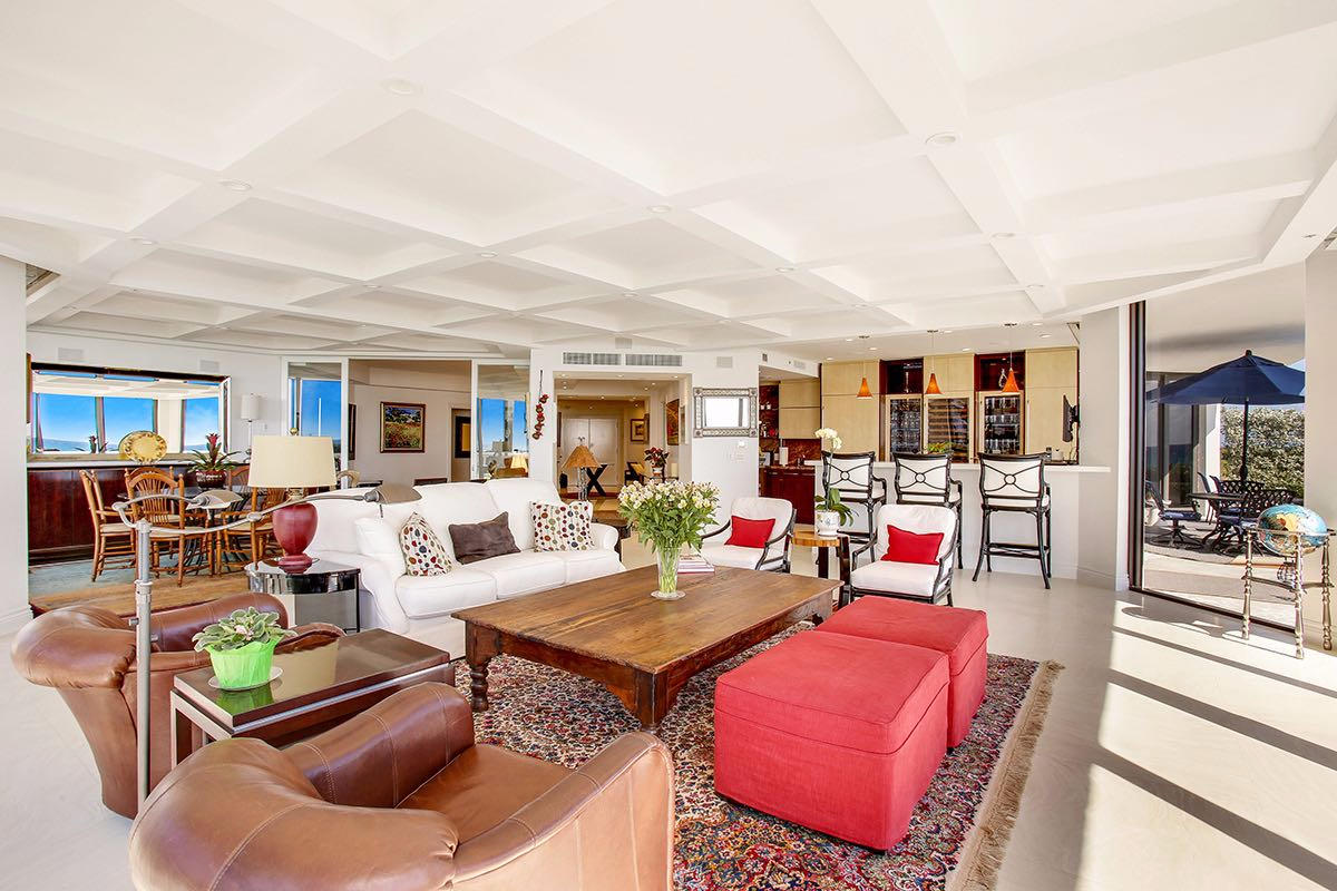 TWENTY ONE HUNDRED CONDO - Residential