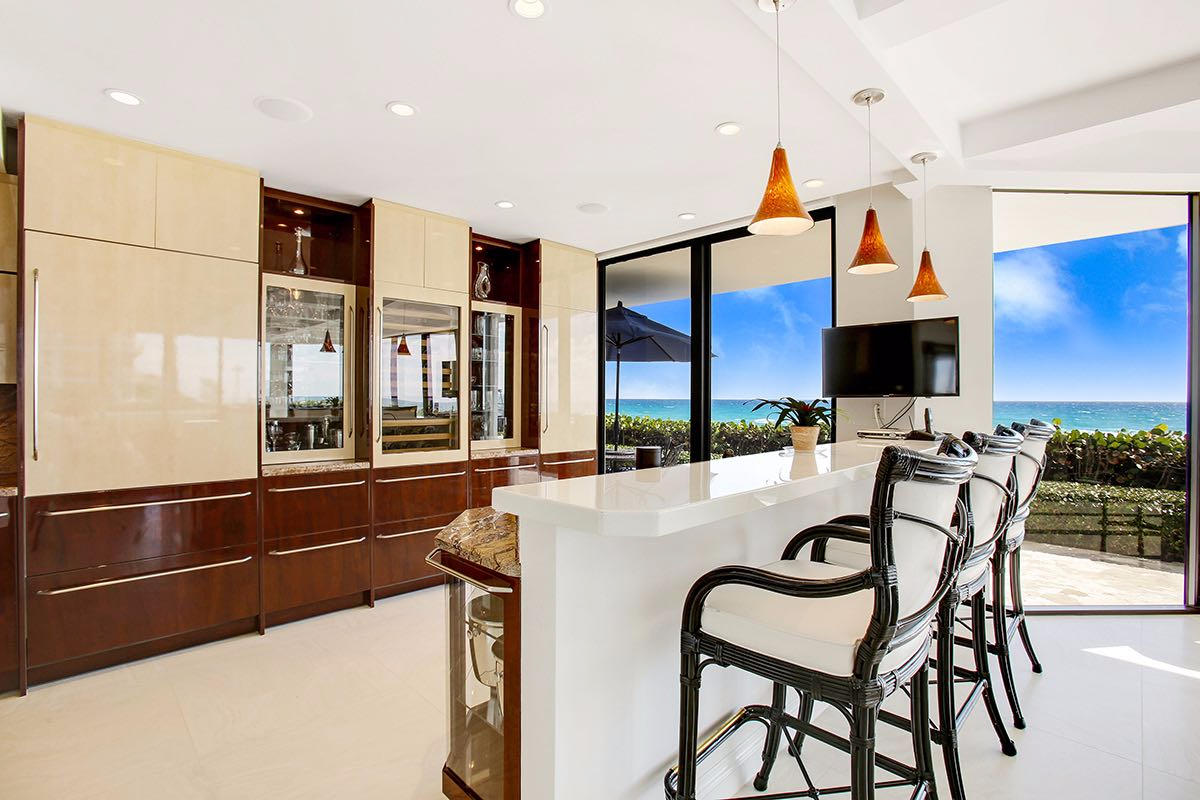 TWENTY ONE HUNDRED CONDO - Residential