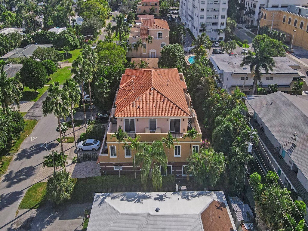 Bayview Townhomes at CR - Residential