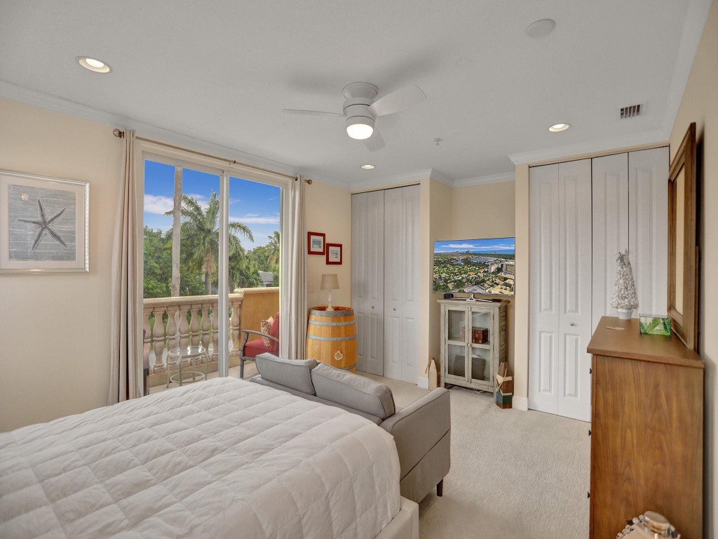 Bayview Townhomes at CR - Residential