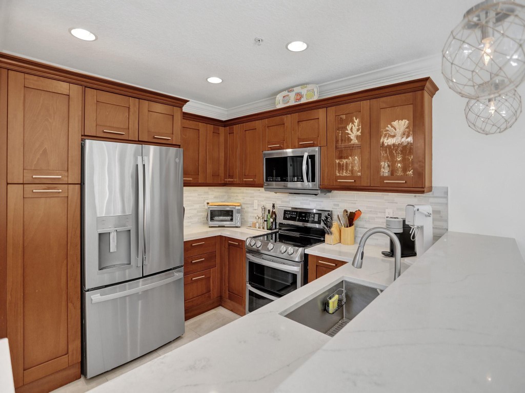 Bayview Townhomes at CR - Residential