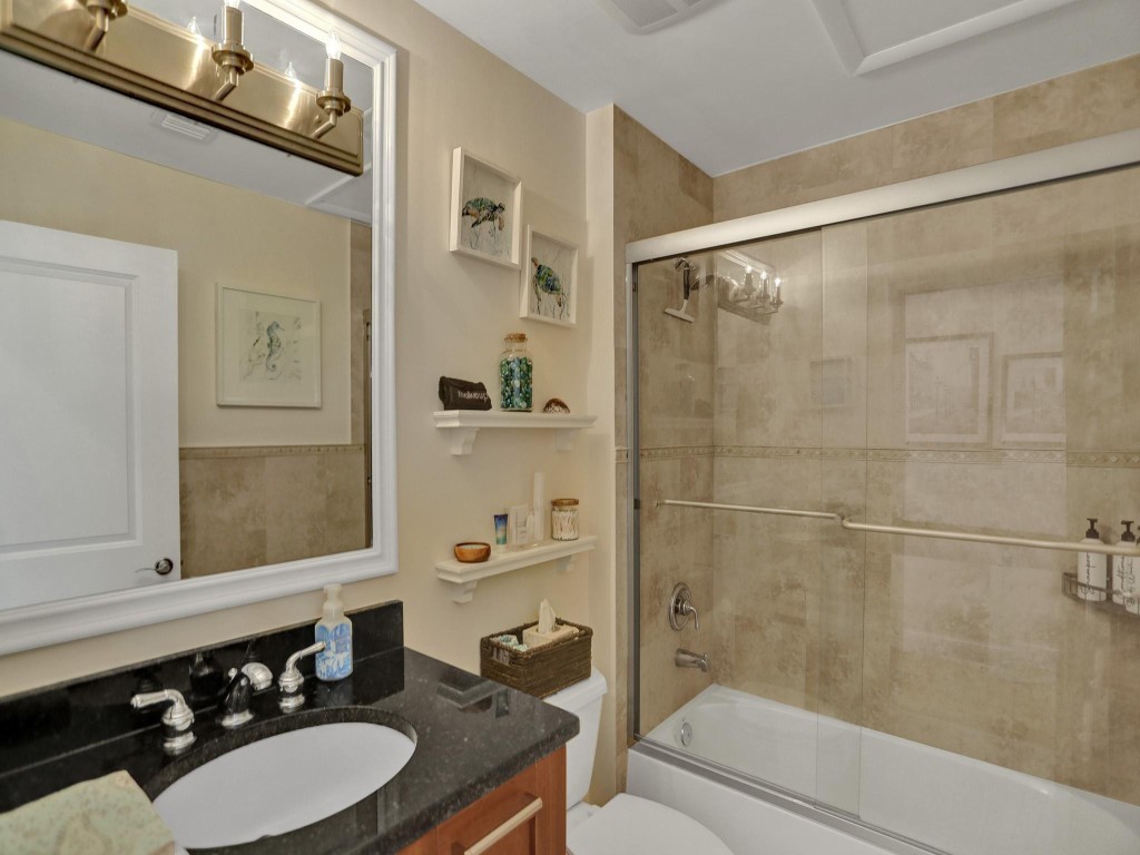 Bayview Townhomes at CR - Residential