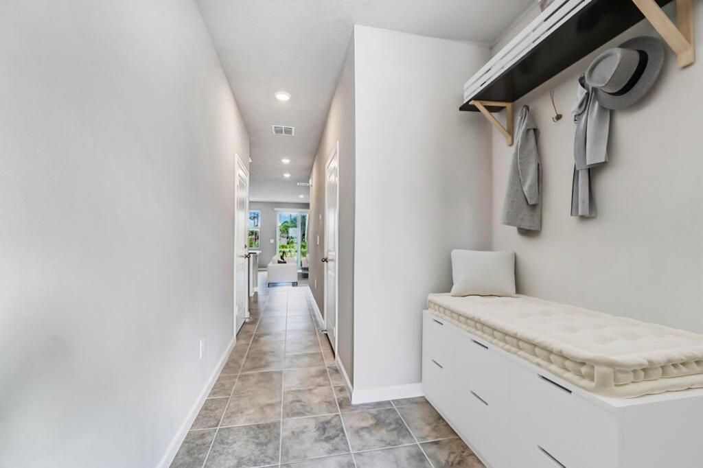 Photo of 5748 SE Edgewater Cir, Stuart, FL 34997 (MLS # R11046638)