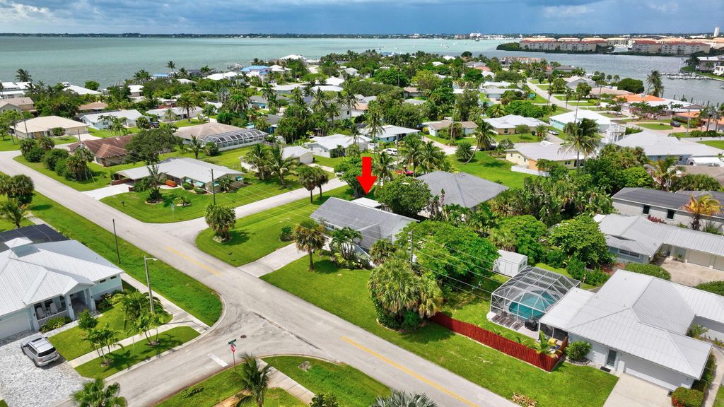 Photo of 551 Fernandina Street, Fort Pierce, FL 34949 (MLS # R11014223)