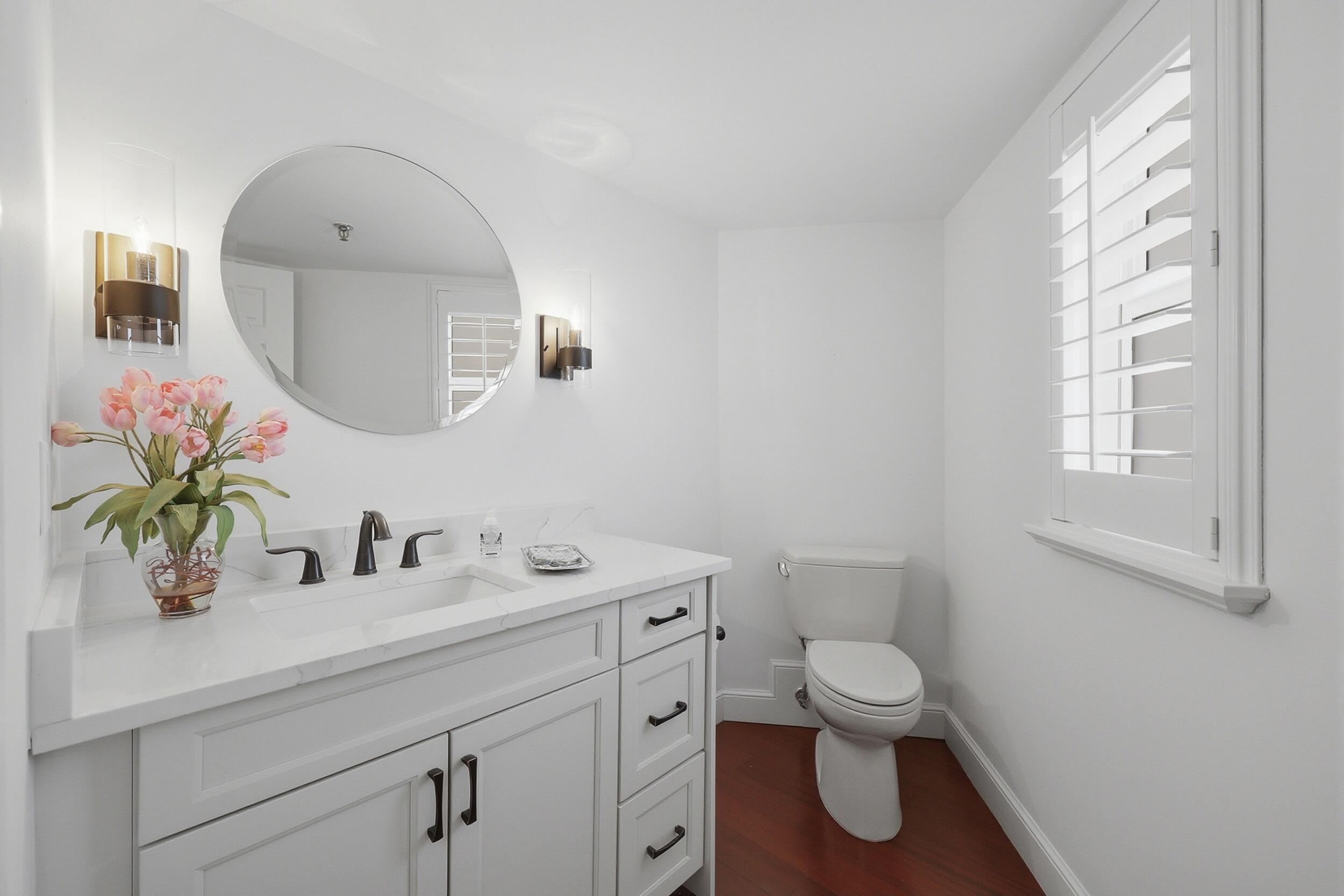 SANDPOINTE BAY CONDO - Residential