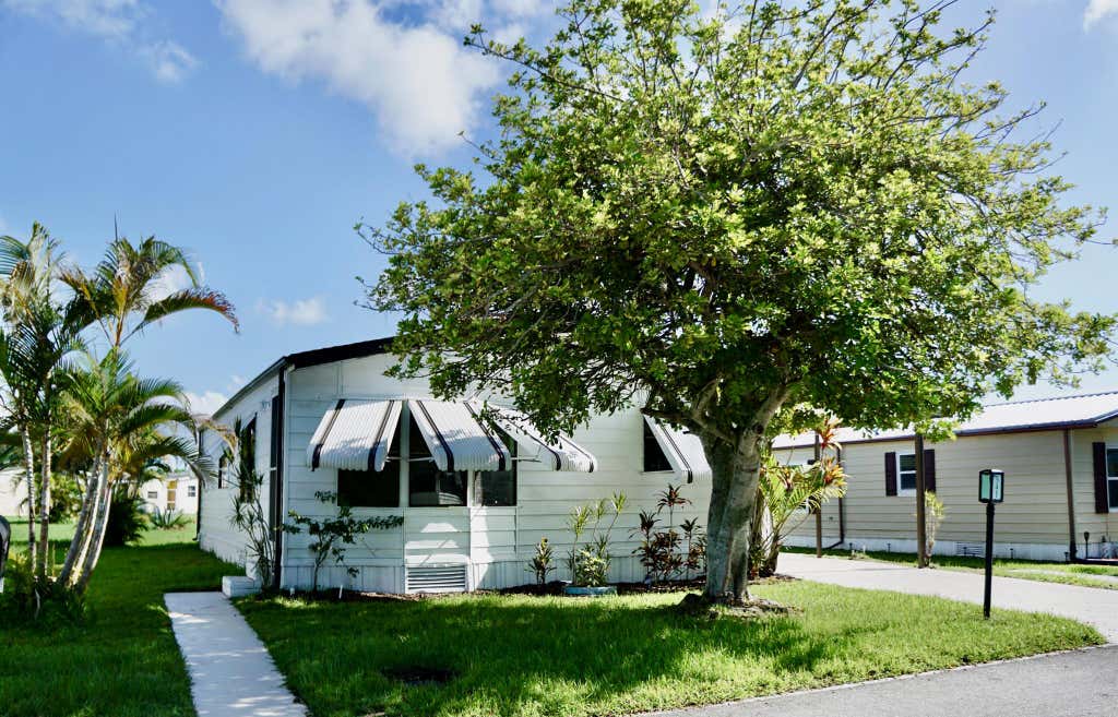 Photo of 541 Natalie Drive, Port Saint Lucie, FL 34952 (MLS # R11009806)